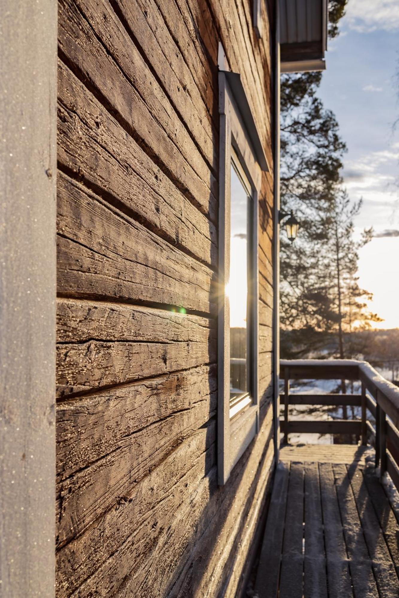 Kalix Riverside Inn, Farm Timbering Exterior photo